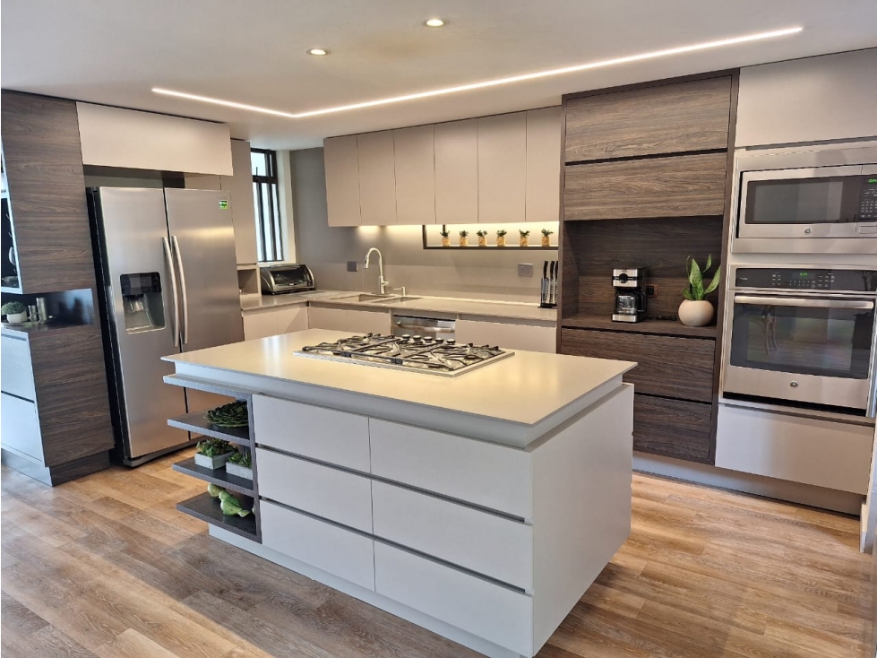COD: 3963 -- Apartamento En Venta - Alto De Las Palmas, Medellín — foto 2