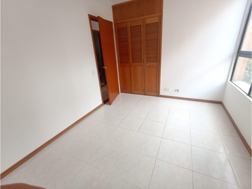 COD: 4155 -- Apartamento - El Poblado, Medellín — foto 6