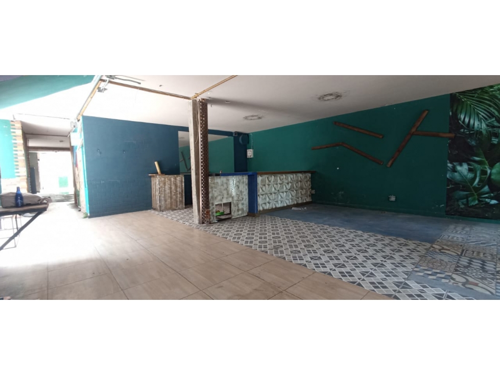 COD: 3697 -- Local En Arriendo - Laureles, Medellín