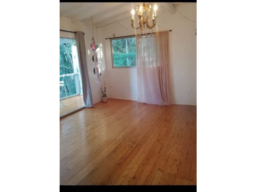 COD: 3814 -- Casalotes En Arriendo - Santa Elena, Medellín — foto 2