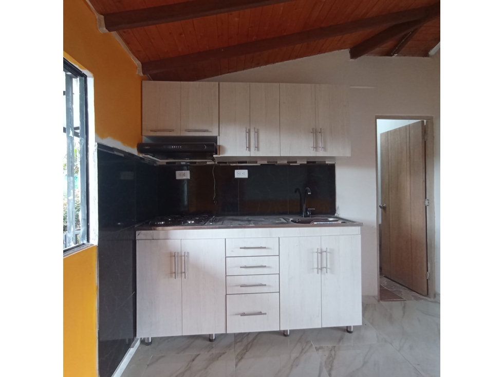 COD: 3897 -- Casalotes En Arriendo - Vereda Chaparral, Rionegro - 3