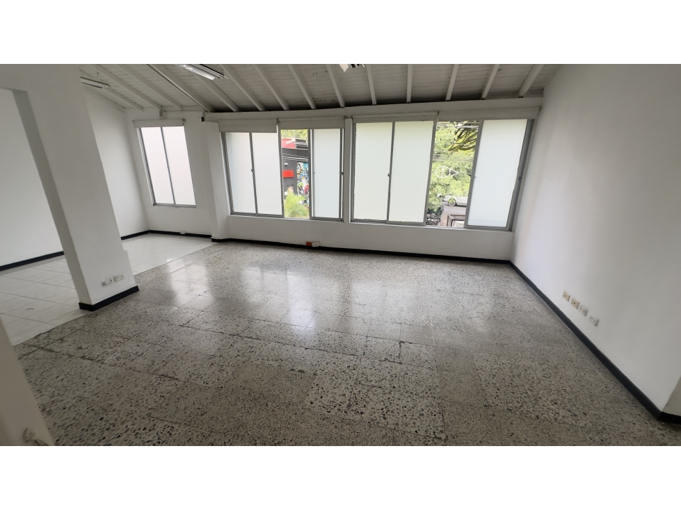 COD: 3733 -- Bodega En Arriendo/Venta - Patio Bonito, Medellín