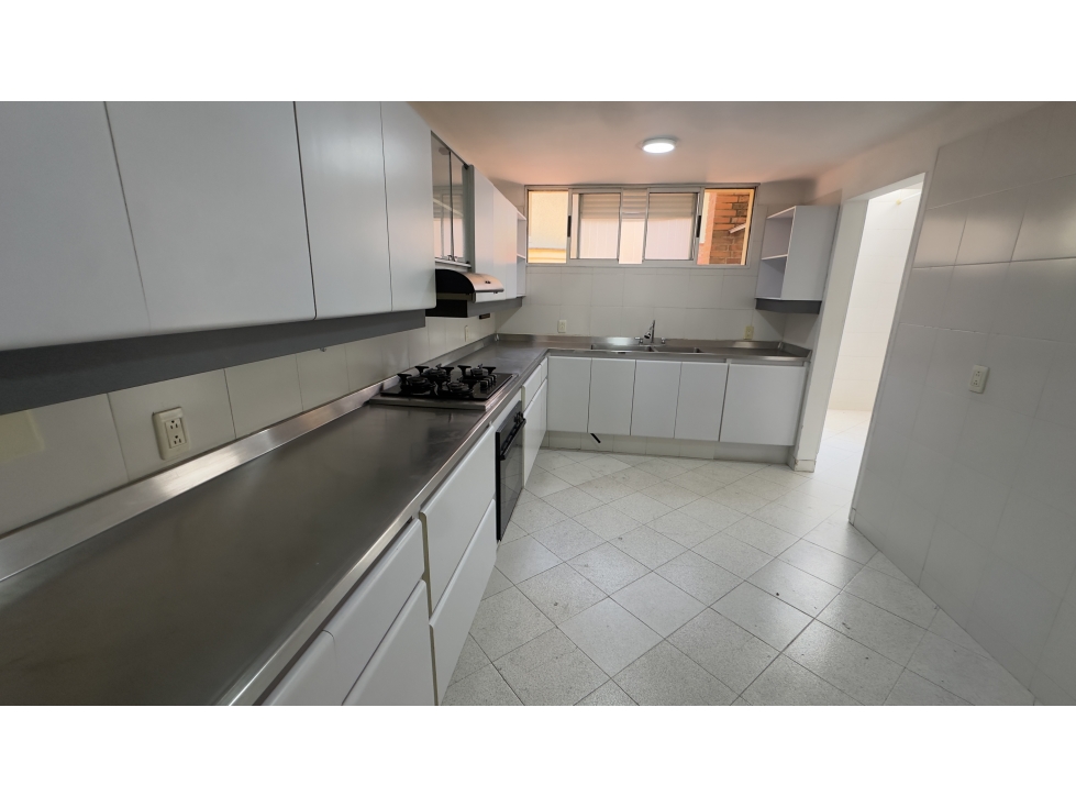 COD: 1595 -- Casa - Castropol, Medellín — foto 3
