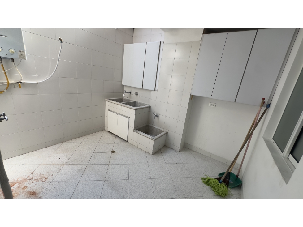 COD: 1595 -- Casa - Castropol, Medellín — foto 4