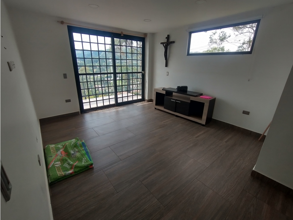 COD: 3320 - HERMOSA CASA FINCA EN VENTA O RENTA - 4