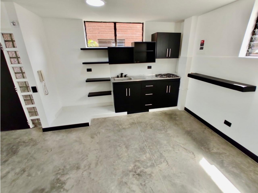 COD: 4172 -- Apartamento - La Aguacatala, Medellín