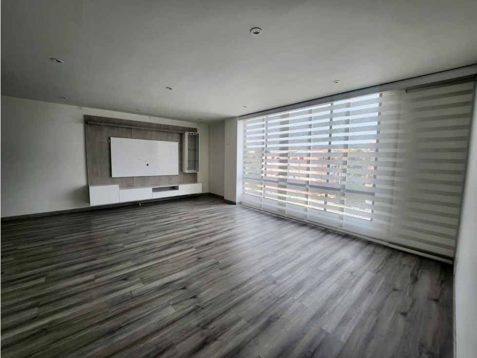 Apartamento en venta en Cedritos — foto 2