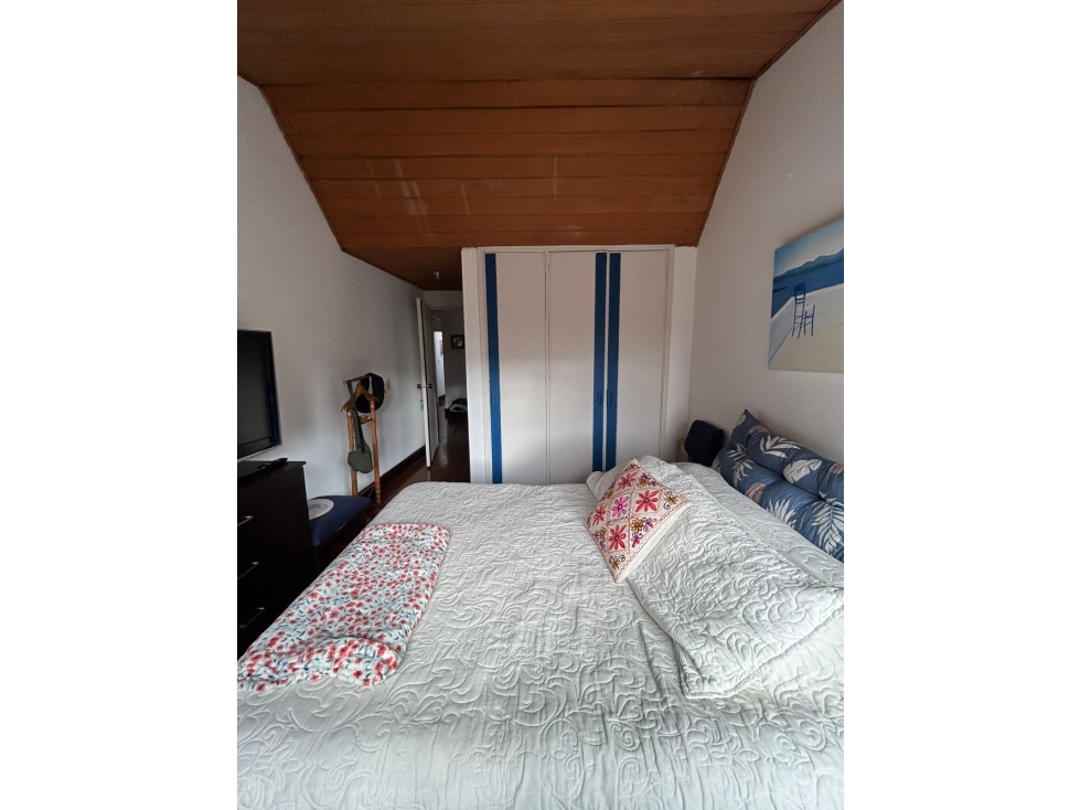 CASA CEDRITOS — foto 4