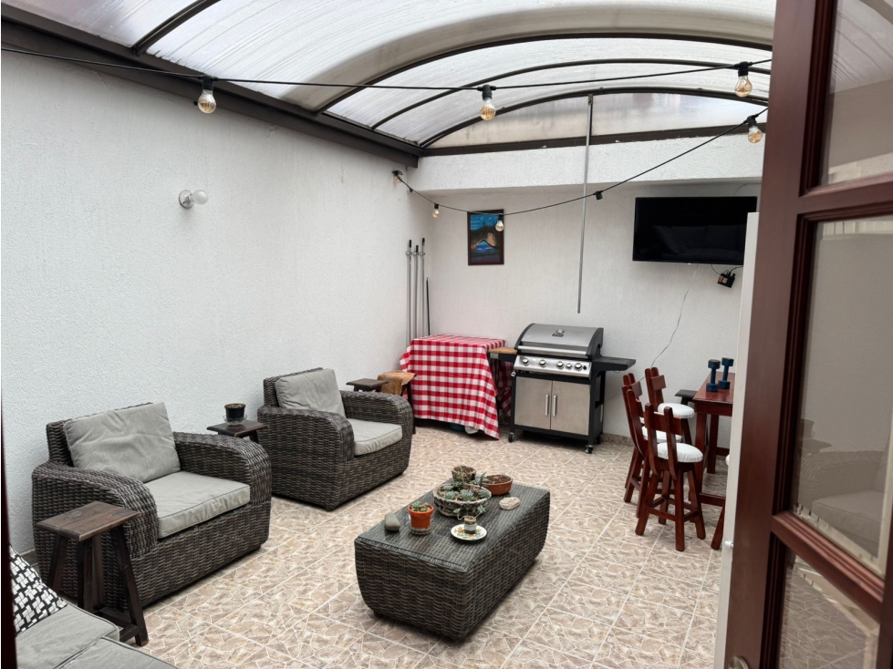 VENDO CASA TRADICIONAL EN MALIBU — foto 5
