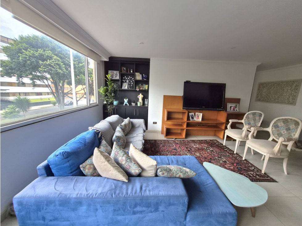 VENDO APARTAMENTO DE TRES HABITACIONES REMODELADO EN SANTA BARBARA — foto 5