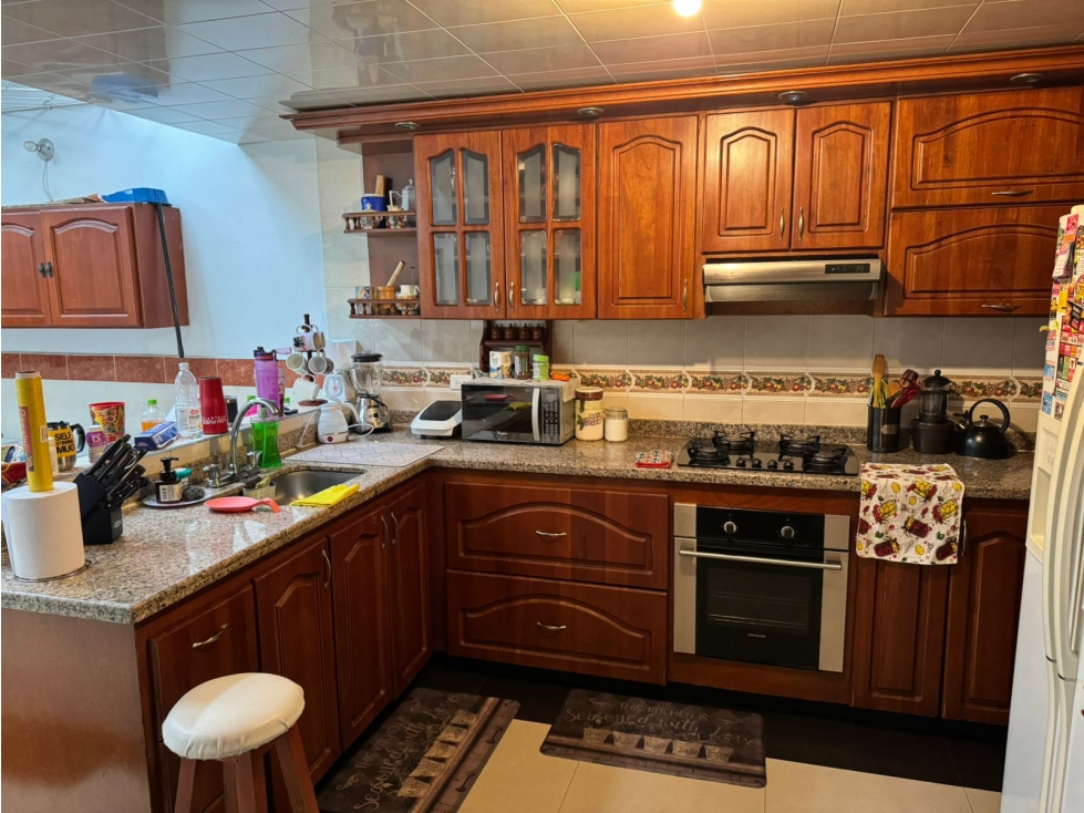 VENDO CASA TRADICIONAL EN MALIBU — foto 4