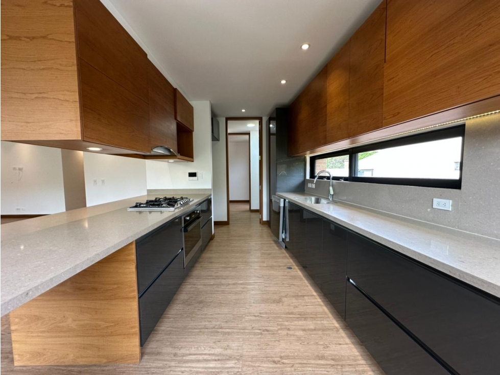 Venta de apartamento en Santa Barbara Alta, Bogotá — foto 3