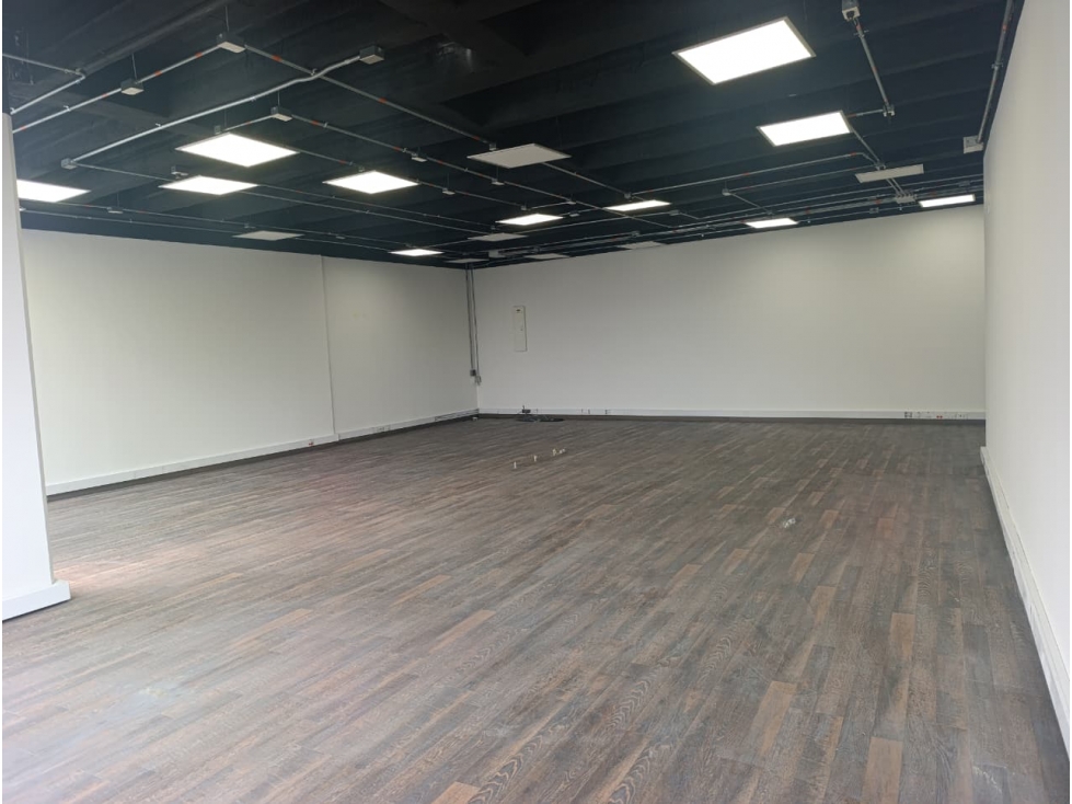 Oficina en venta en Toberín, Bogotá
