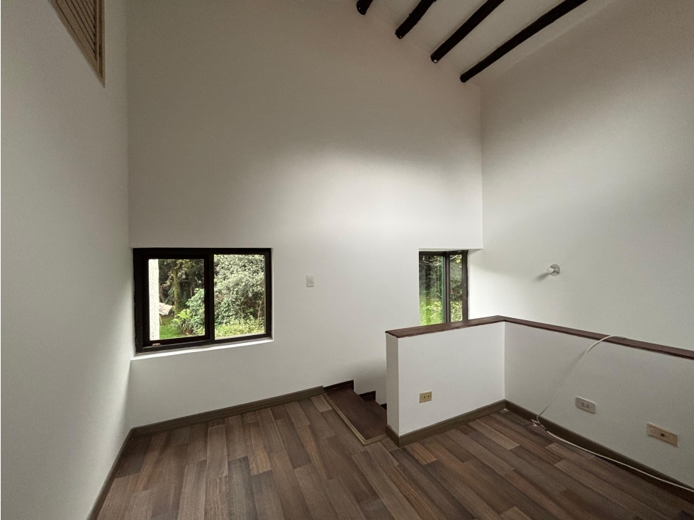 Venta o arriendo de lote con 4 casas en San José de Bavaria, Bogotá — foto 6