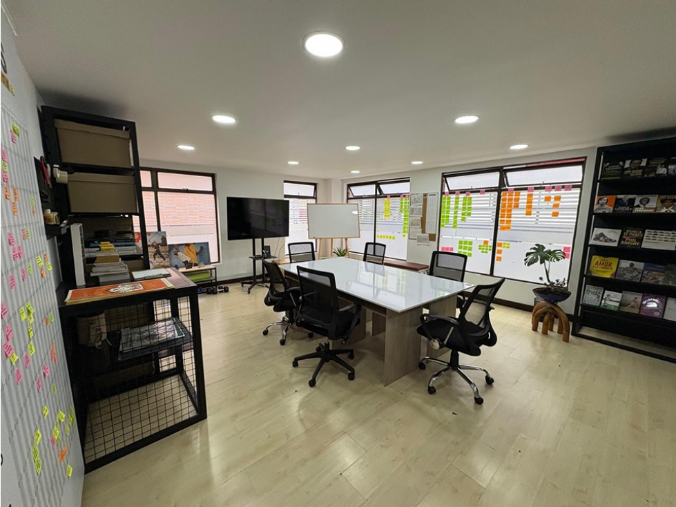 Oficina en venta o renta en Chico, Bogotá — foto 4