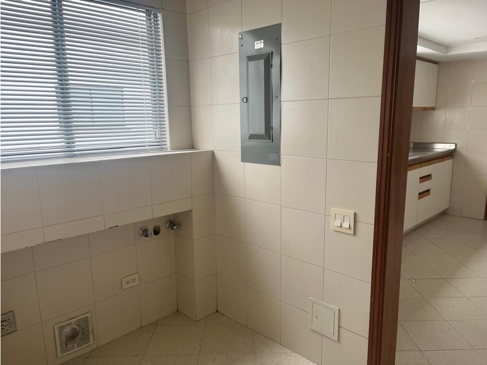 Apartamento en venta o renta en Rosales Bajo, Bogotá — foto 6