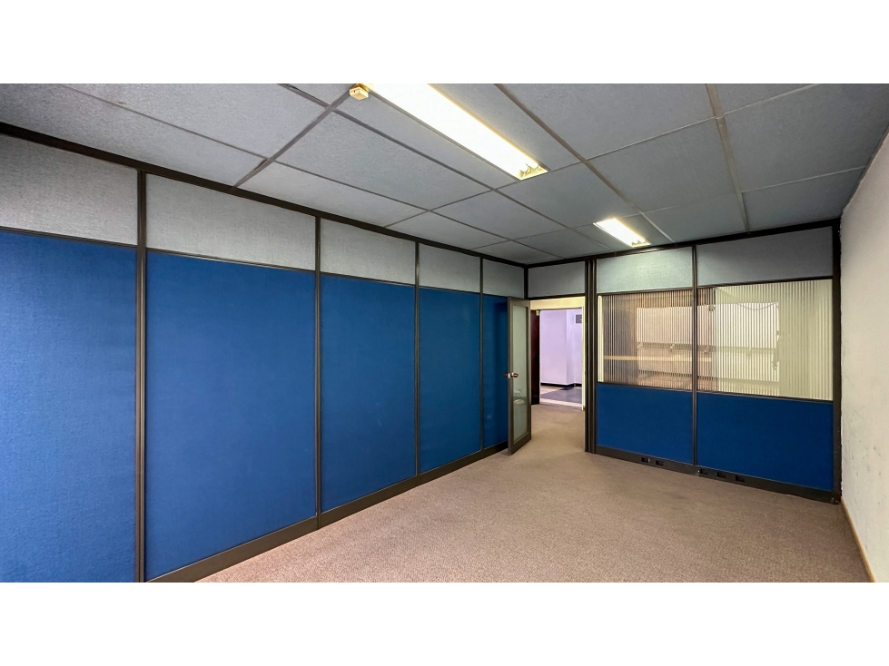 Oficina en venta en Chico, Bogotá — foto 2