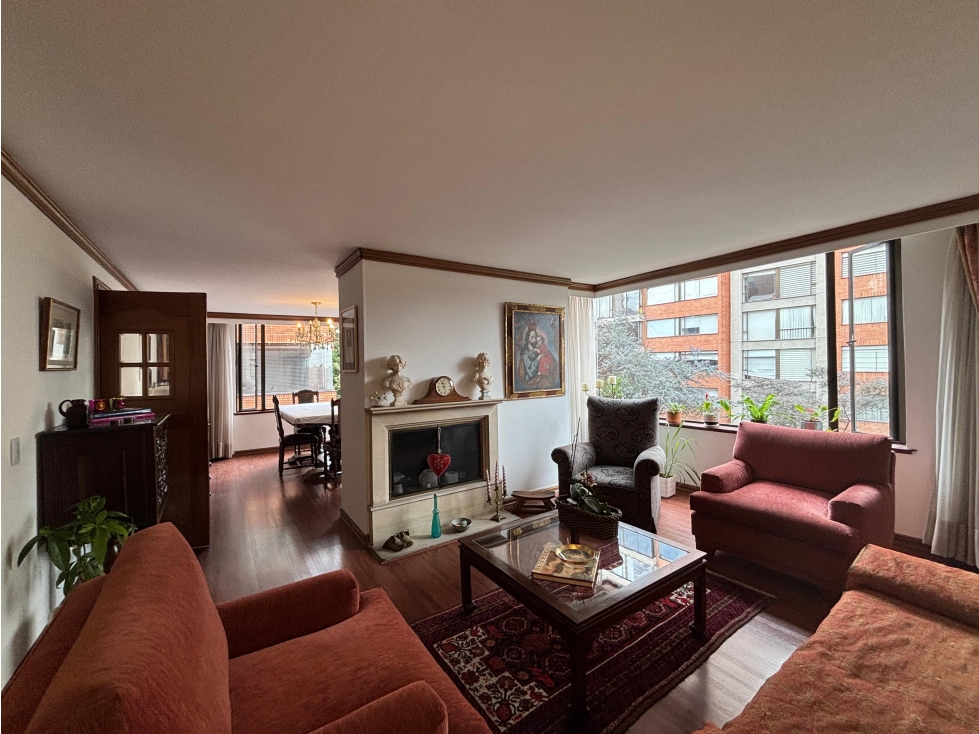 Apartamento en venta en Santa Barbara, Bogotá