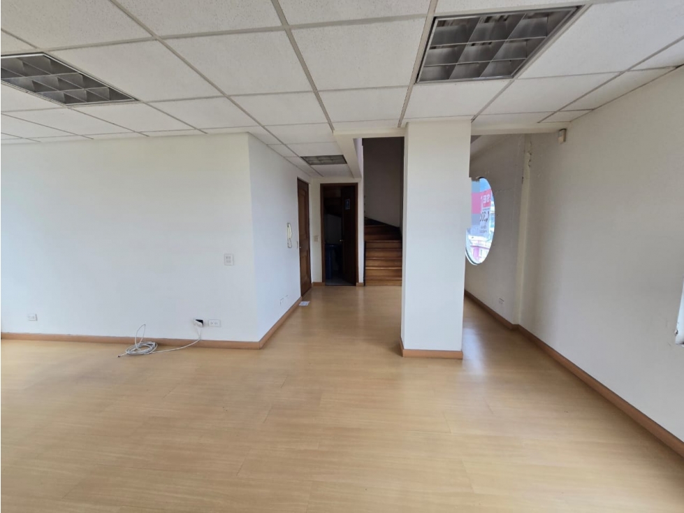 Oficina en venta en San Felipe, Bogotá — foto 3