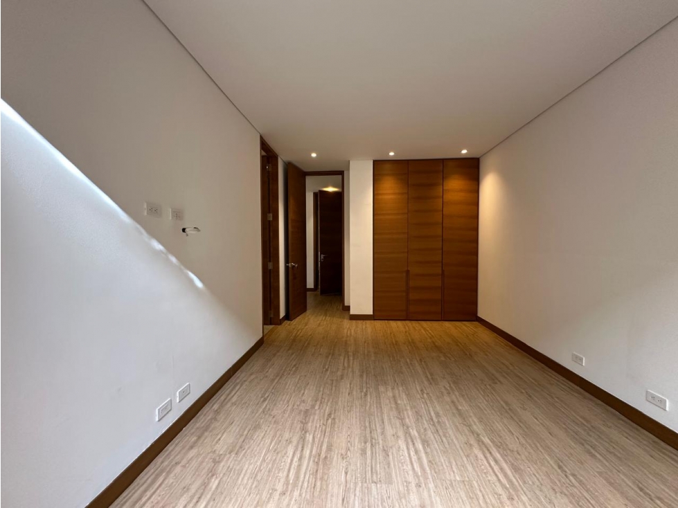 Apartamento en venta en Santa Barbara Alta, Bogotá — foto 5