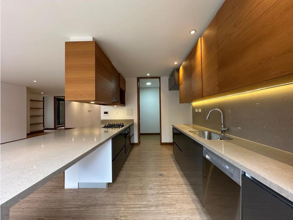 Apartamento en venta en Santa Barbara Alta, Bogotá — foto 6