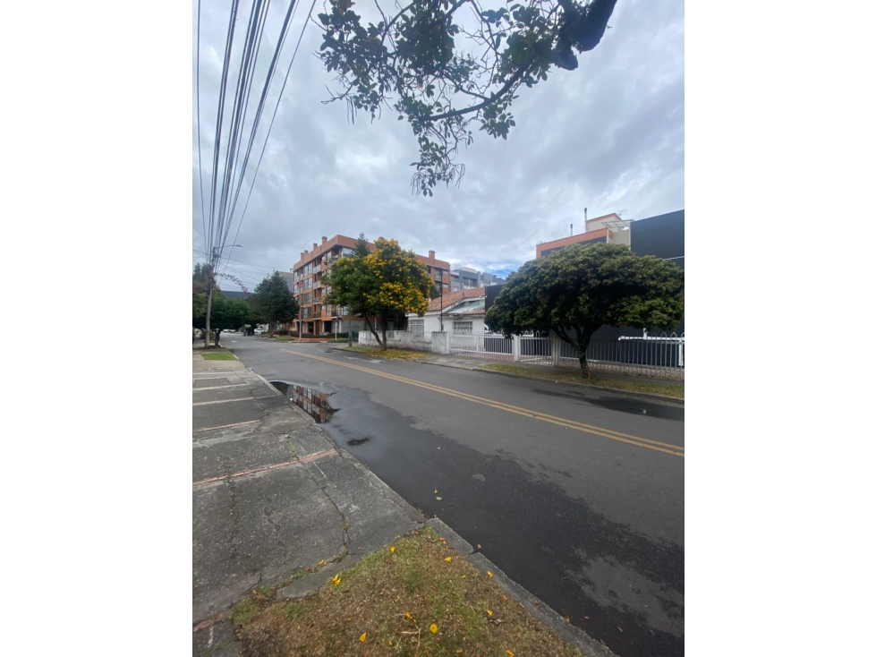 Venta de lote esquinero en nueva autopista, Bogotá — foto 3