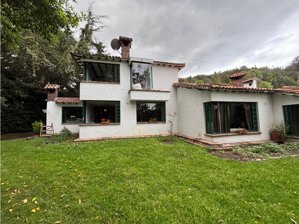 Venta o arriendo de lote con 4 casas en San José de Bavaria, Bogotá — foto 4