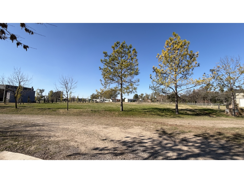 LOTE VENTA BARRIO CERRADO LA ASUNCIÓN - 2