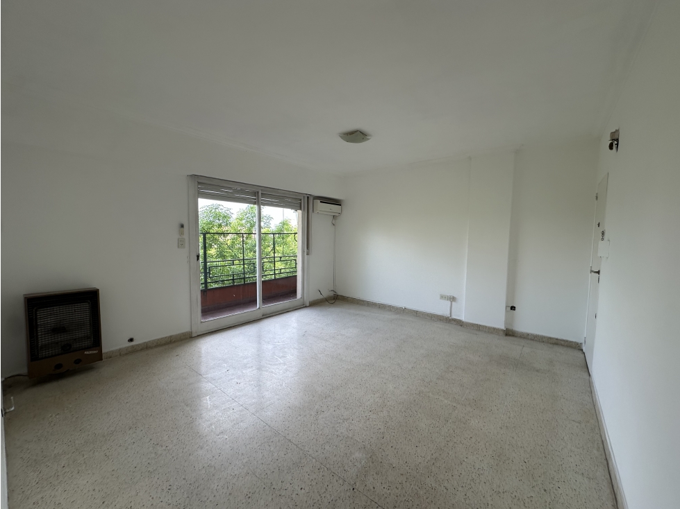 DEPARTAMENTO 3 AMBIENTES VENTA CENTRO LUJÁN — foto 3