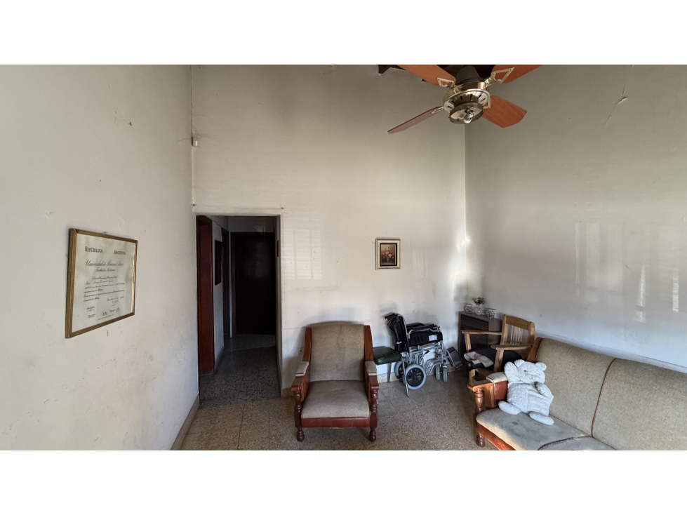 CASA VENTA LUJÁN CENTRO - 4