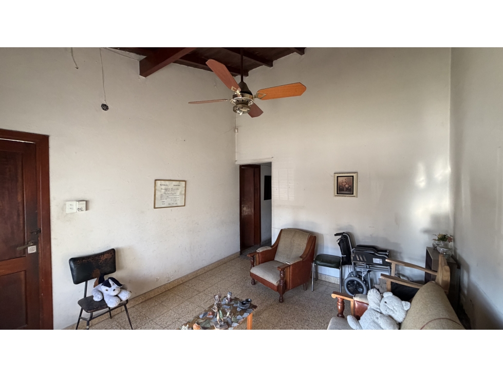 CASA VENTA LUJÁN CENTRO - 5