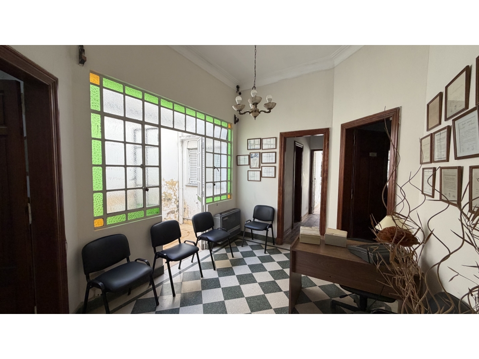 CASA VENTA LUJÁN CENTRO - 5