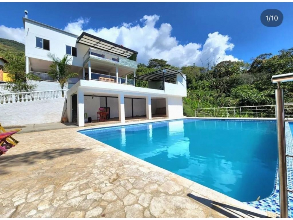 VENTA/RENTA CASA FINCA EN BARBOSA