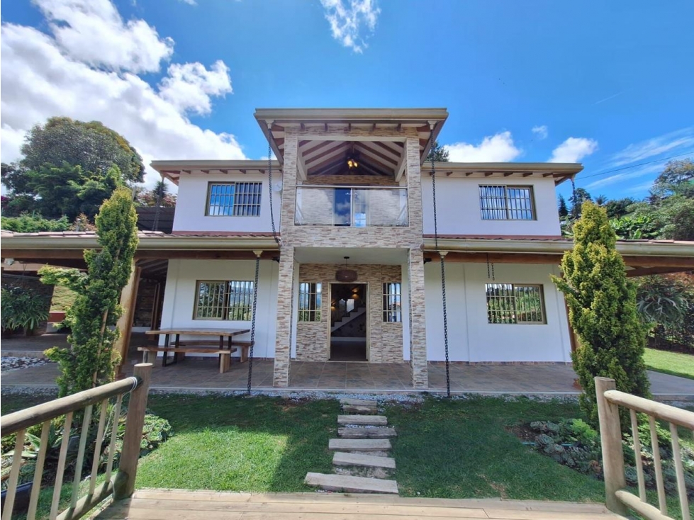 VENTA CASA CAMPESTRE GUARNE
