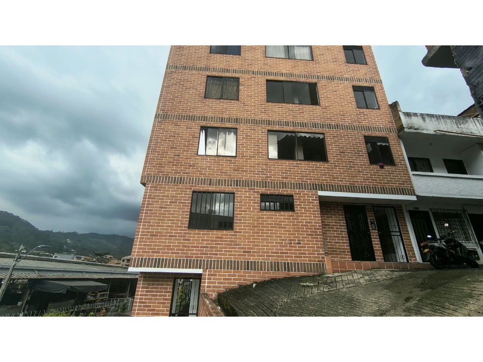 VENTA DUPLEX CALDAS INMACULADA 501 - 4