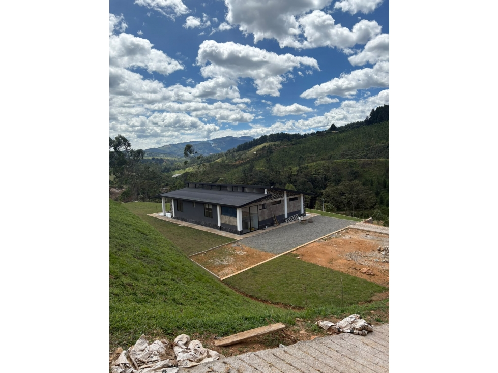 VENTA CASA CAMPESTRE CALDAS LA CLARA - 2