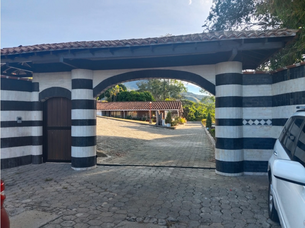 VENTA FINCA GIRARDOTA