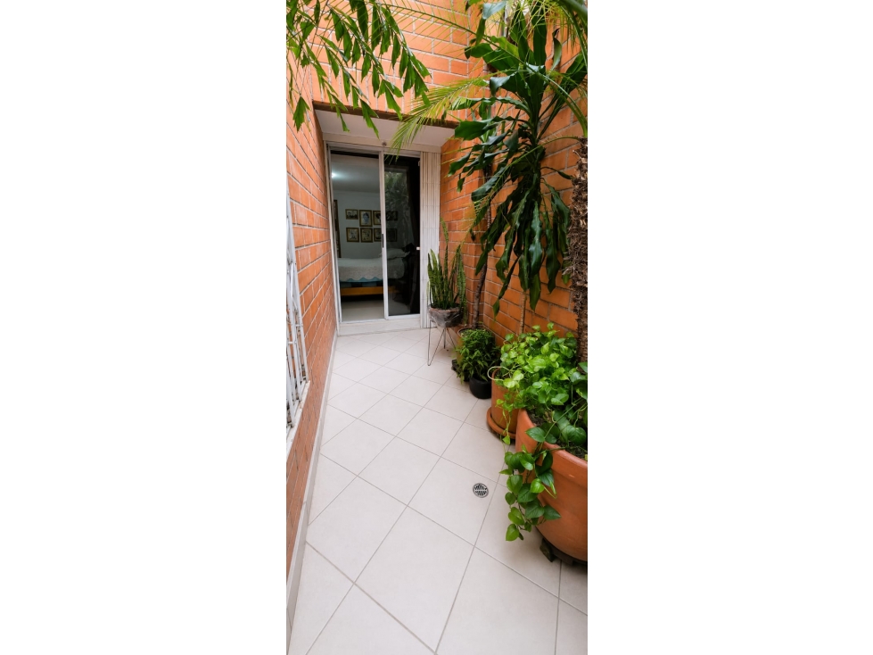 VENTA APARTAMENTO LAURELES — foto 2