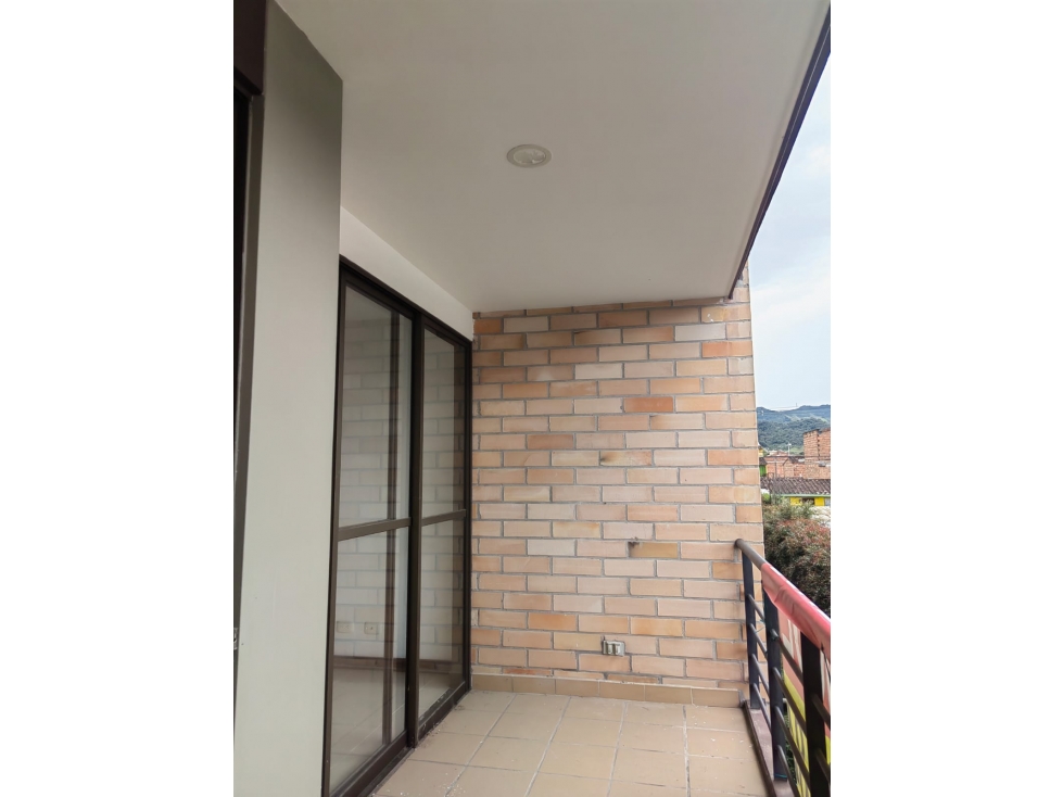 APARTAMENTO CEJA VALLE CENTRAL — foto 4