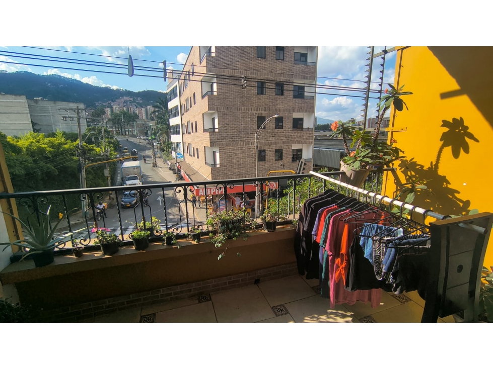 VENTA CASA ITAGUI SANTA MARIA 301 — foto 2