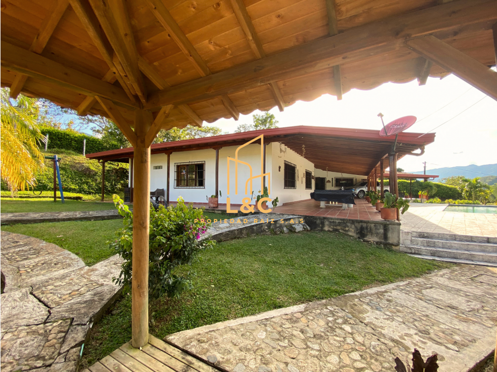 Casa finca en venta en Porce, Antioquia - 1