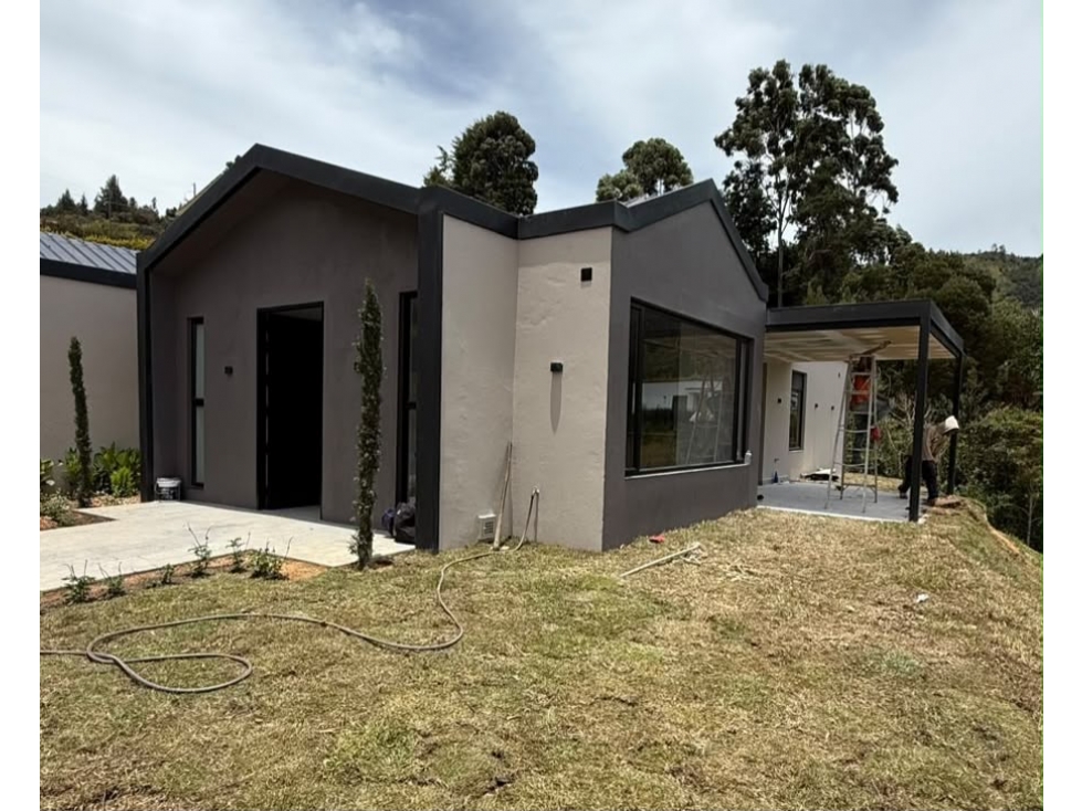 VENTA HERMOSA CASA - VEREDA LA CLARA