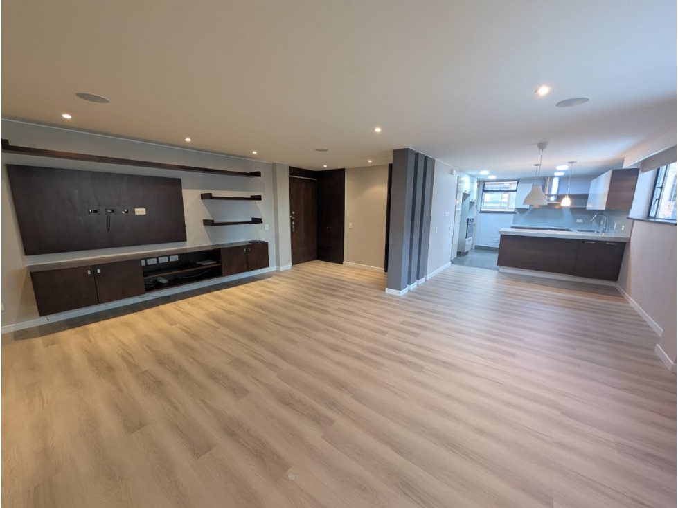 VENDO APTO REMODELADO LINDO ROSALES BAJO