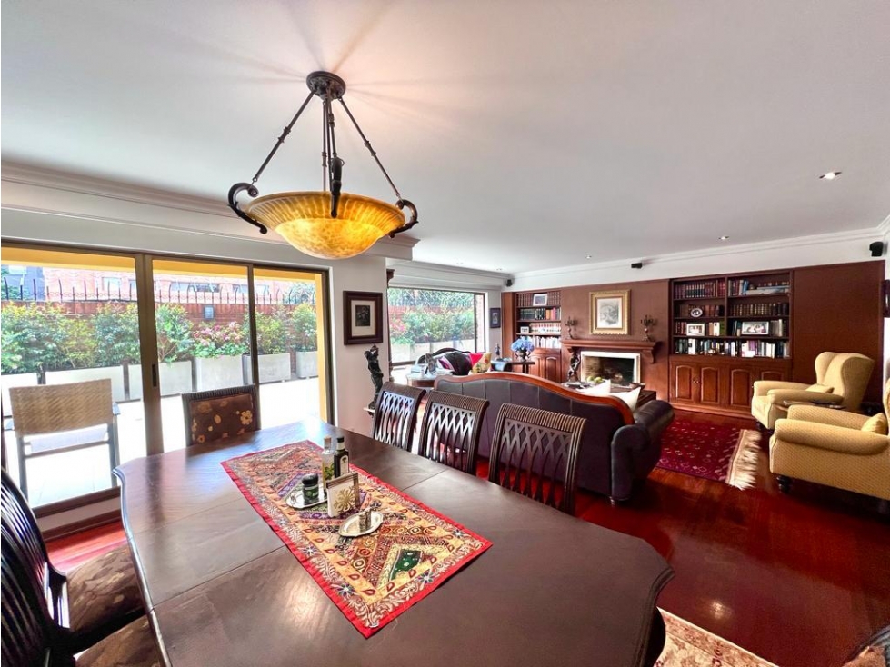 ARRIENDO APTO EN CHICO DE 3 O 4 ALCOBAS, TERRAZA .