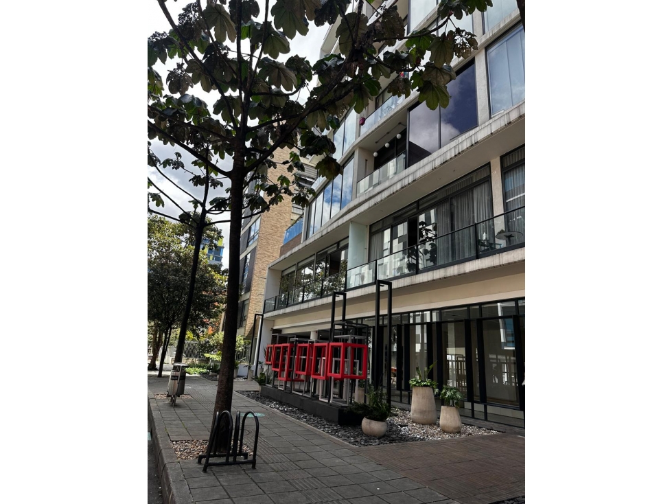 VENDO APTO EXCLUSIVO DE DOS ALCOBAS Y TERRAZA EN CHICO — foto 2