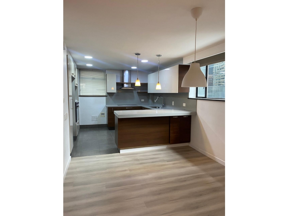 VENDO APTO REMODELADO LINDO ROSALES BAJO — foto 4