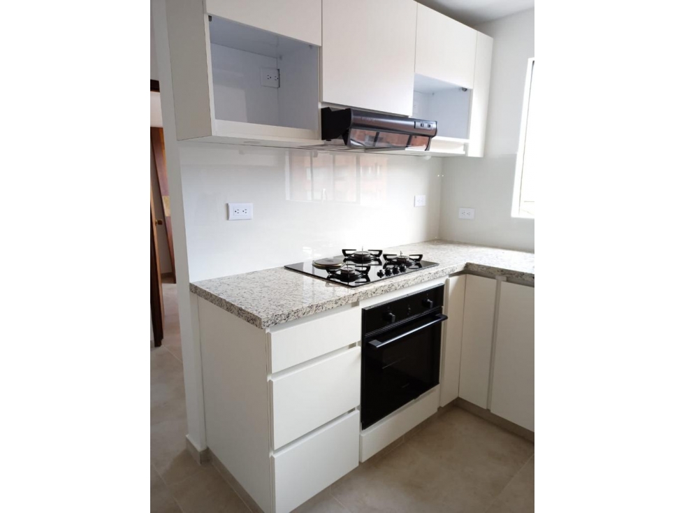 VENDO LINDO APTO ROSALES BAJO REMODELADO — foto 5