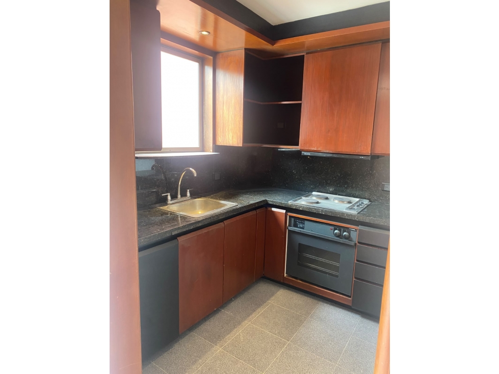 ARRIENDO APTO CHICO RESERVADO 1 ALCOBA,70 MTS PUEDE SER AMOBLADO. — foto 6