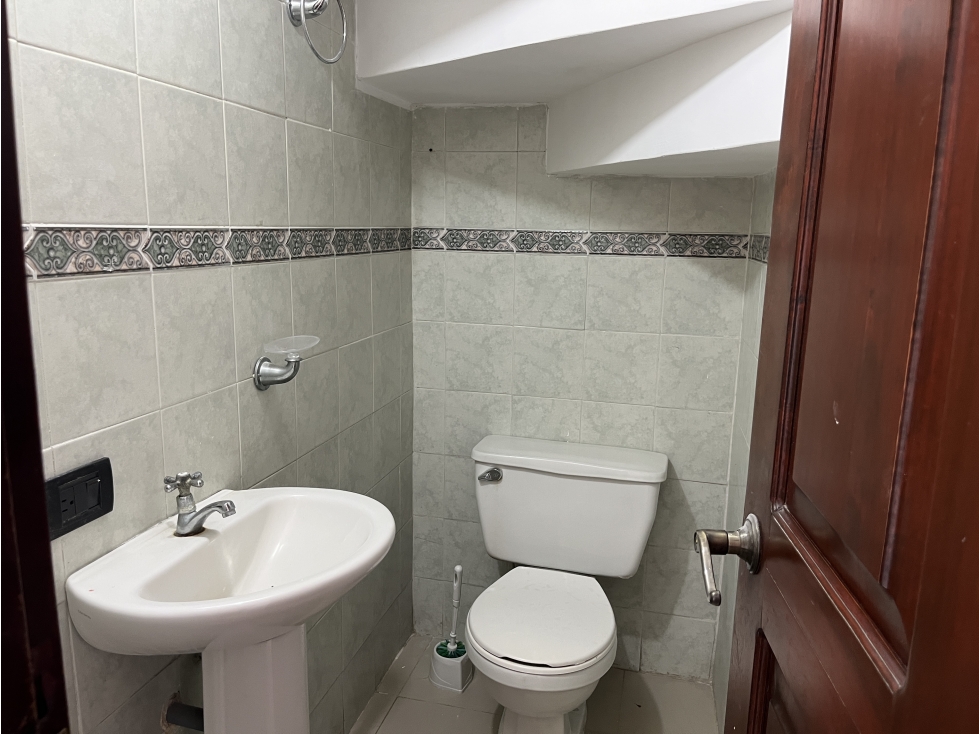 Venta de casa de tres pisos en Dosquebradas -Barrio Valher — foto 6