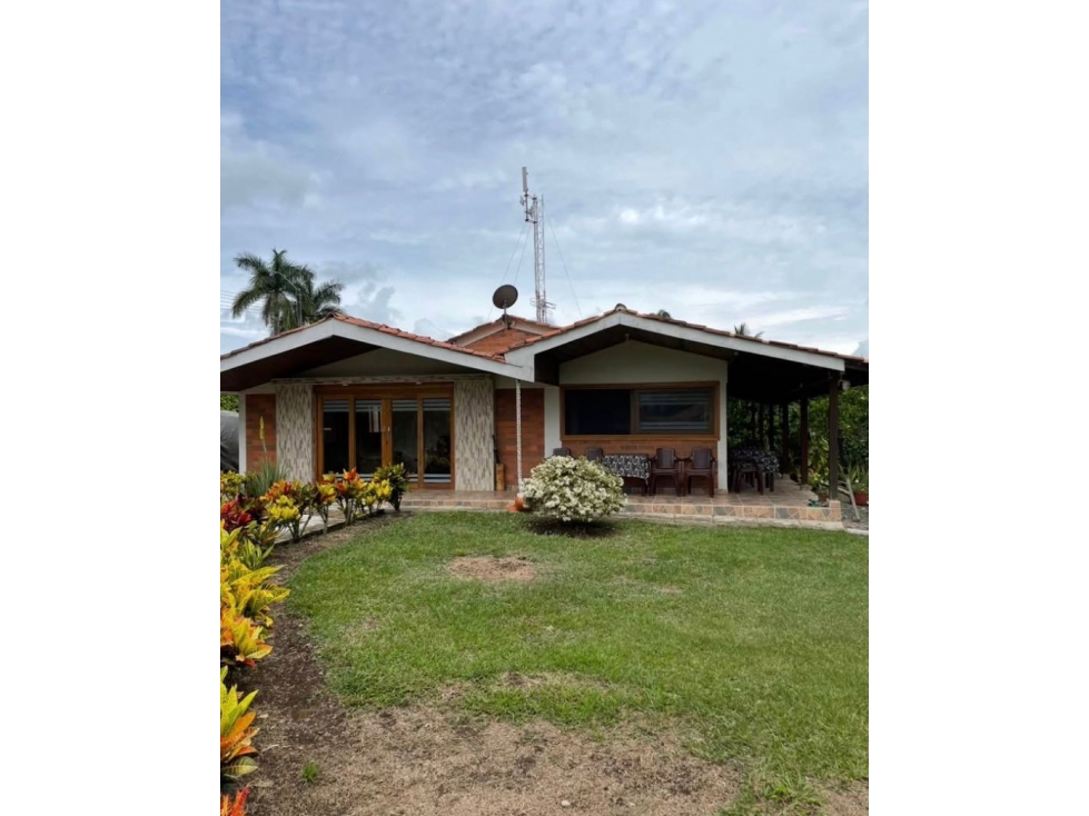 Venta casa campestre Via Alcala- Pereira